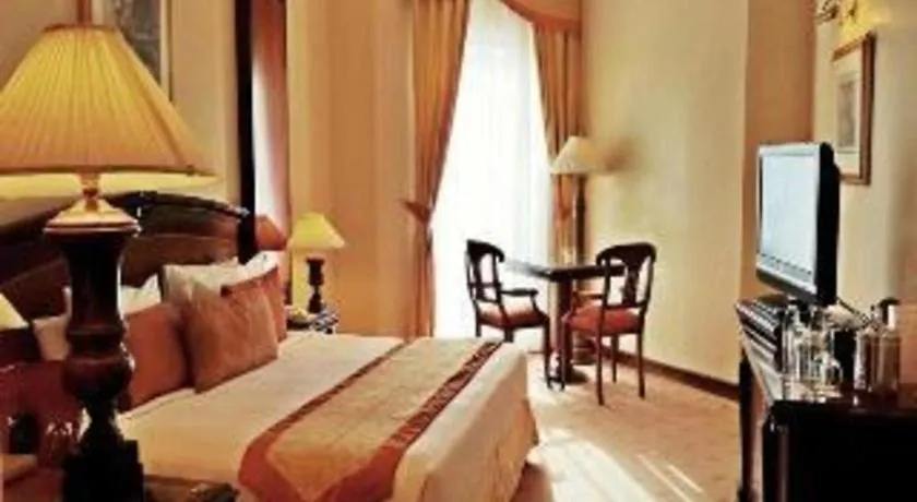 Knight Castle Hotel Dubai