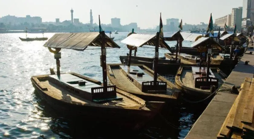 Knight Castle Hotel Dubai 5*,